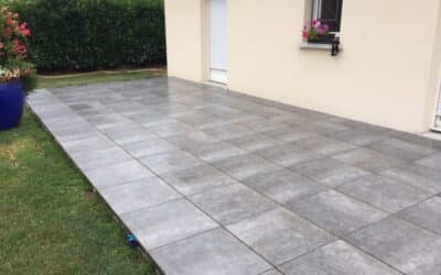 Comment nettoyer sa terrasse en carrelage avant l’été ?